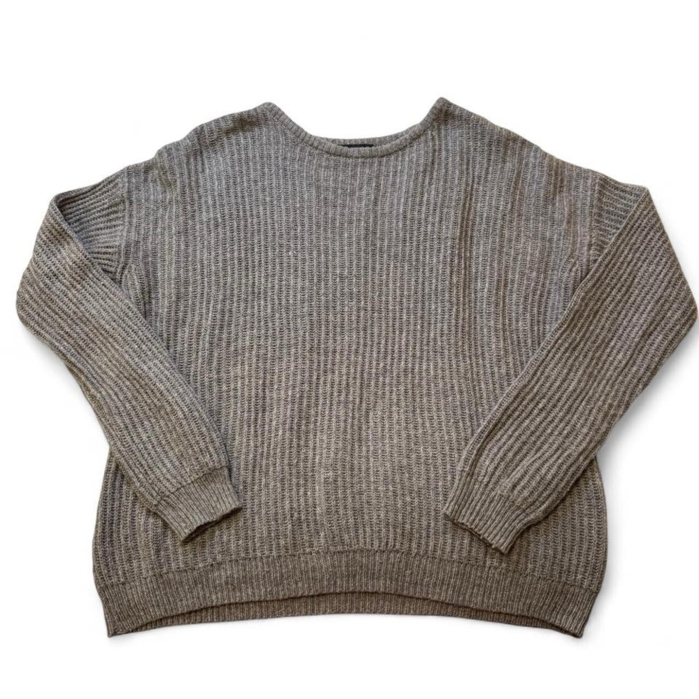 Brandy Melville Chunky Rib Knit Oversize Gray Sweater